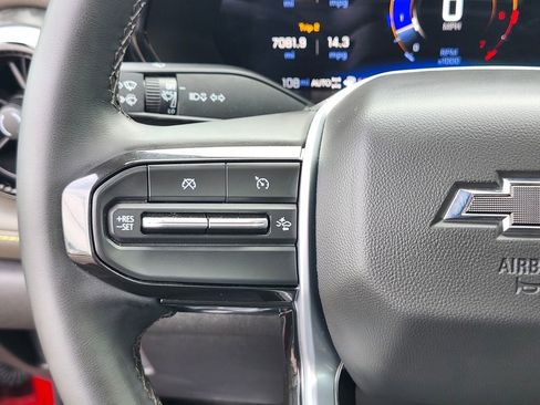 Used 2024 Chevrolet Colorado ZR2 w/ Technology Package image 28