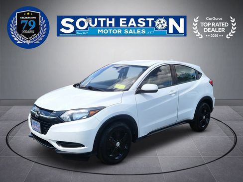 Used 2018 Honda HR-V LX image 1