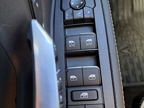 New 2026 RAM 1500 Laramie w/ Night Edition image 16