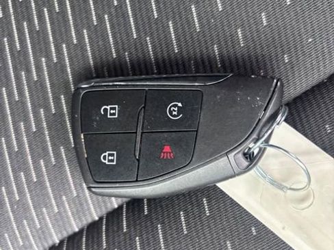 Used 2025 Chevrolet Equinox LT FWD image 33