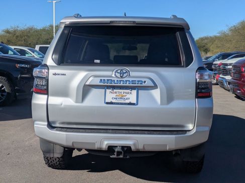 Used 2016 Toyota 4Runner 2WD image 4