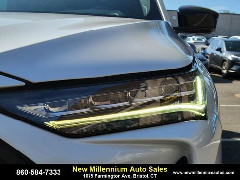 Used 2022 Acura MDX A-Spec image 10