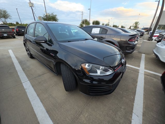 Used 2016 Volkswagen GTI S FWD image 3