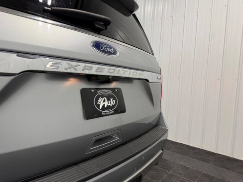 Used 2020 Ford Expedition Max Limited w/ Equipment Group 301A AWD/4WD image 34
