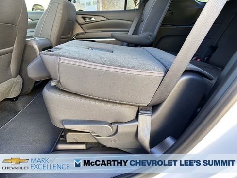 New 2026 Chevrolet Traverse LT w/ Sun and Wheel Package image 39