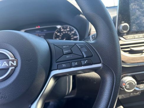 Used 2024 Nissan Altima 2.5 SV AWD/4WD image 20