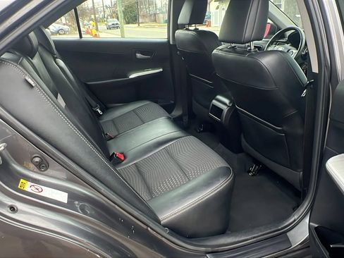 Used 2012 Toyota Camry XLE image 27