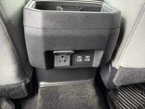 Used 2024 Toyota Tacoma TRD Sport image 22