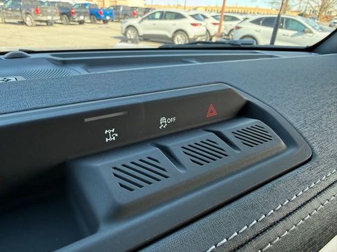 New 2025 Ford Bronco Outer Banks image 23