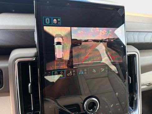 New 2026 GMC Yukon Denali w/ Denali Reserve Package AWD/4WD image 24