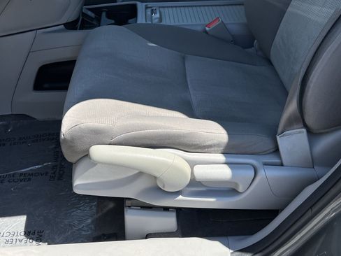 Used 2014 Honda CR-V LX image 11
