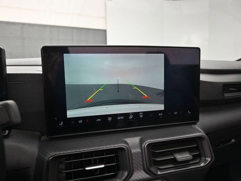 Used 2024 Ford Mustang Convertible image 16