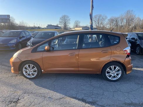 Used 2009 Honda Fit Sport image 3