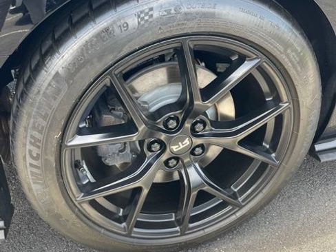 Used 2019 Ford Mustang GT Premium w/ GT Performance Package RWD image 7