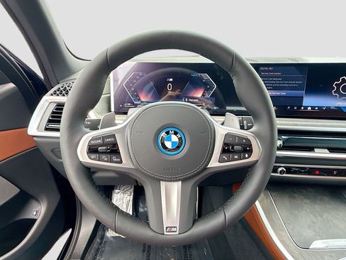 New 2026 BMW X5 xDrive50e w/ Executive Package AWD/4WD image 41