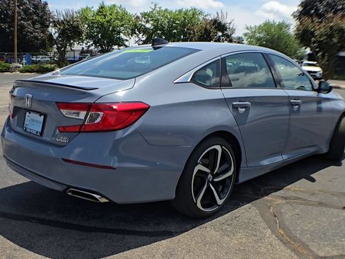 Used 2022 Honda Accord Sport image 8