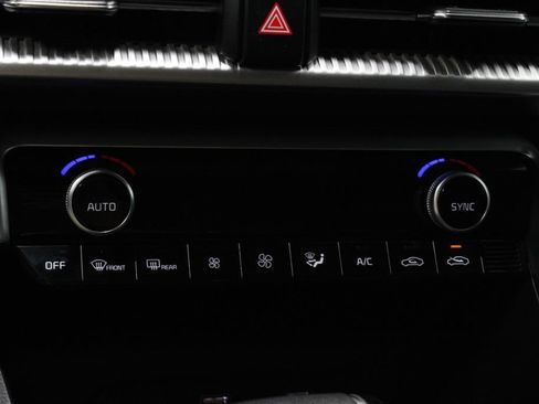 Used 2022 Kia K5 GT-Line FWD image 30