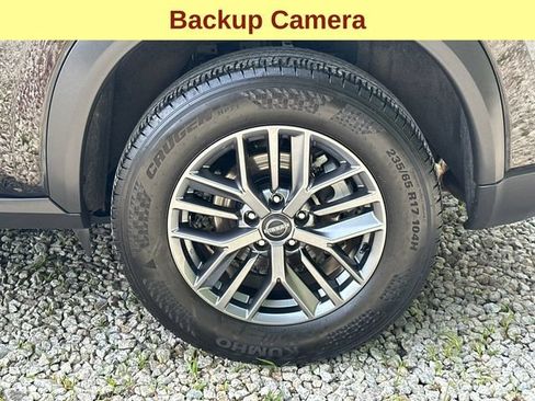 Used 2024 Nissan Rogue S AWD/4WD image 9