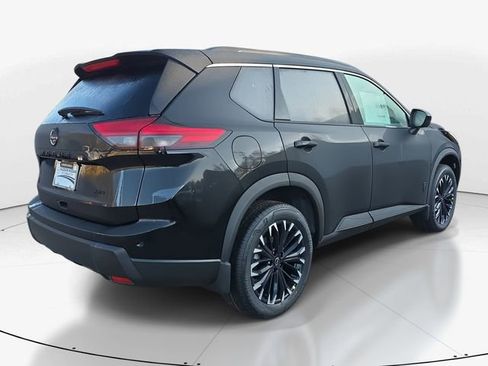 New 2026 Nissan Rogue SV image 10