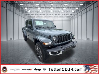 New 2025 Jeep Gladiator Sport w/ Premium Package