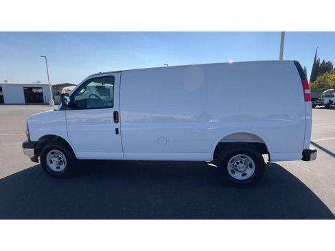New 2025 Chevrolet Express 2500 w/ Driver Convenience Package image 8
