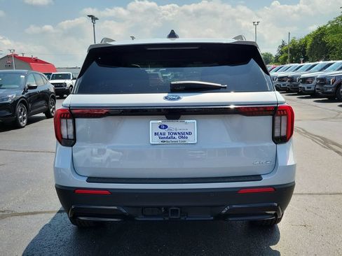New 2026 Ford Explorer ST-Line AWD/4WD image 5