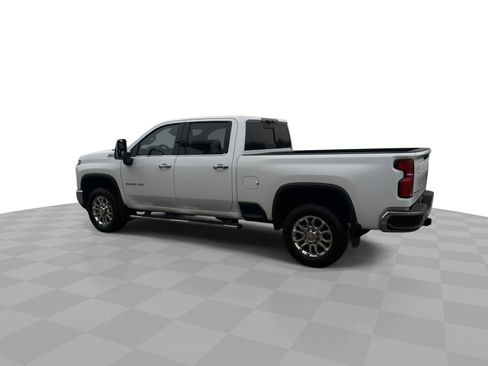 Used 2025 Chevrolet Silverado 2500 LTZ w/ LTZ Premium Package image 6