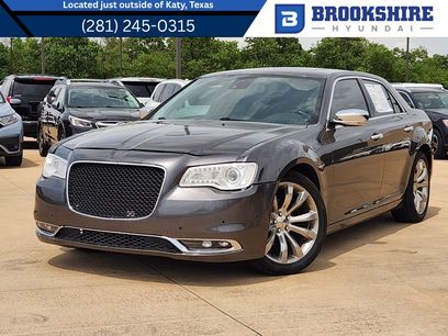 Used 2019 Chrysler 300 Limited w/ Safetytec Plus Group