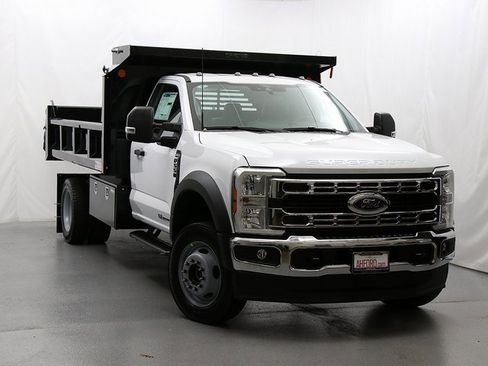 New 2025 Ford F550 4x4 Regular Cab Super Duty image 1