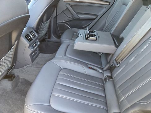 Certified 2023 Audi Q5 2.0T Premium Plus w/ Premium Plus Package image 38