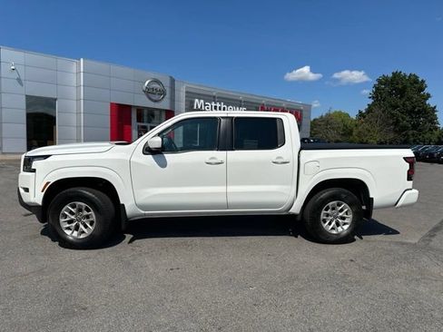 Certified 2024 Nissan Frontier SV w/ Technology Package AWD/4WD image 2