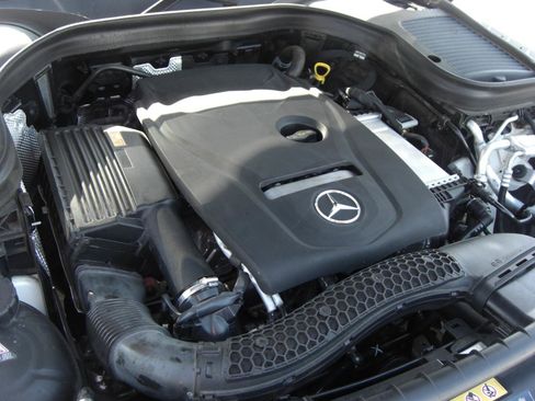 Used 2017 Mercedes-Benz GLC 300 image 22