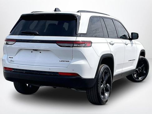 Used 2025 Jeep Grand Cherokee Limited w/ Luxury Tech Group II image 6