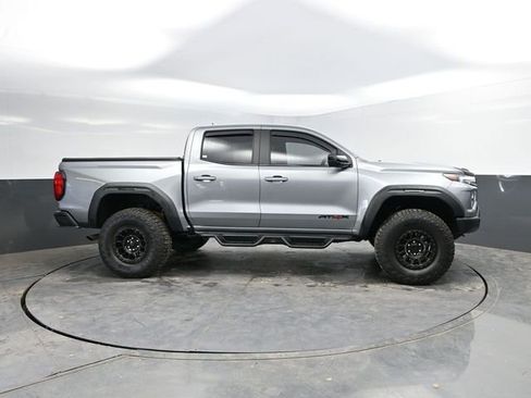 Used 2024 GMC Canyon AT4X w/ AT4X AEV Edition image 12