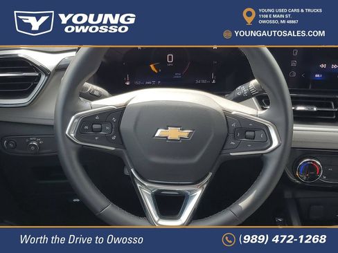 Used 2024 Chevrolet TrailBlazer LT w/ LT Cold Weather Package AWD/4WD image 23