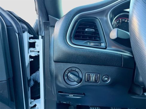 Used 2022 Dodge Challenger R/T Scat Pack image 10