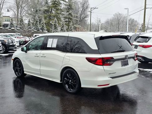Used 2023 Honda Odyssey Sport image 12