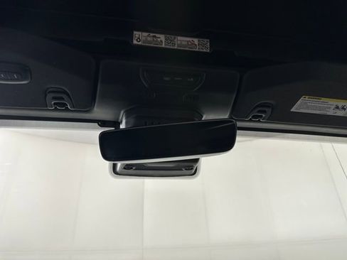 Used 2022 Jeep Wrangler Unlimited Sahara w/ Cold Weather Group image 25