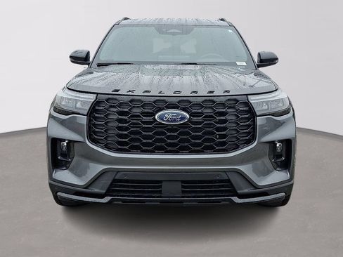 Certified 2026 Ford Explorer ST-Line w/ ST-Line Street Pack AWD/4WD image 2