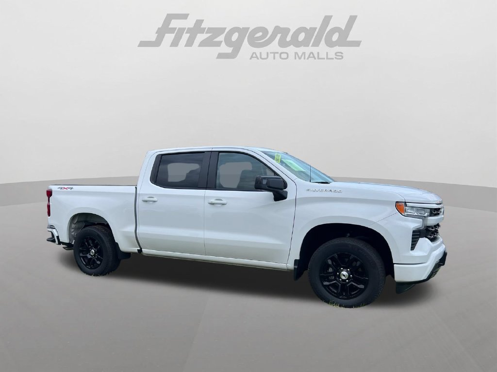 Used 2026 Chevrolet Silverado 1500 RST AWD/4WD image 3