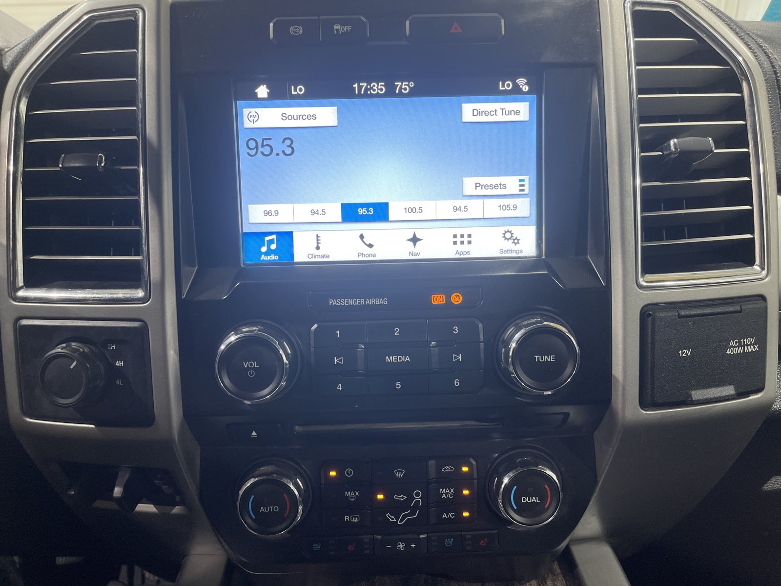 Used 2017 Ford F250 Lariat w/ Chrome Package AWD/4WD image 21