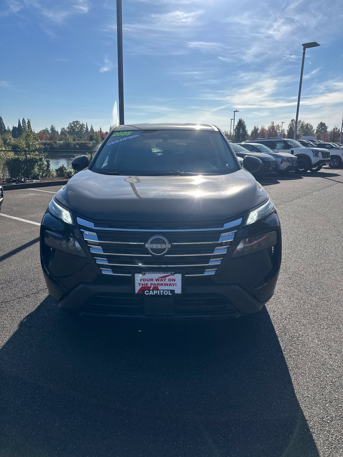 Certified 2025 Nissan Rogue SV AWD/4WD image 2