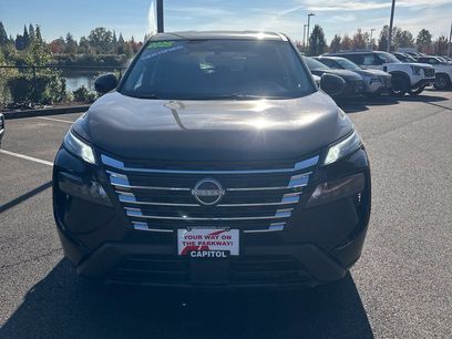 Certified 2025 Nissan Rogue SV