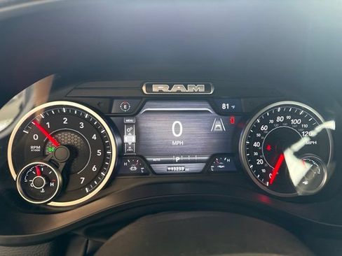 Used 2025 RAM 1500 Laramie w/ Sport Appearance Package AWD/4WD image 8