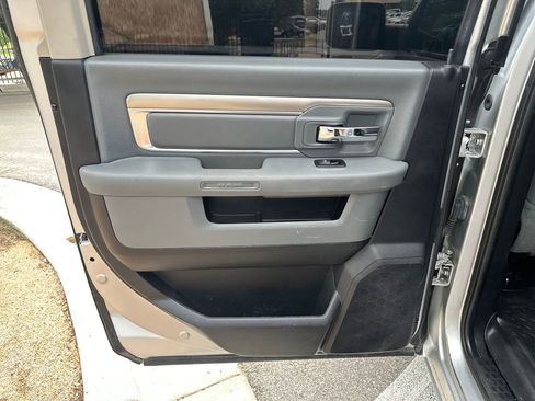 Used 2016 RAM 1500 Big Horn AWD/4WD image 29