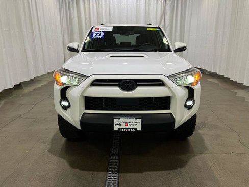Certified 2023 Toyota 4Runner TRD Off-Road Premium w/ Moonroof Package AWD/4WD image 8