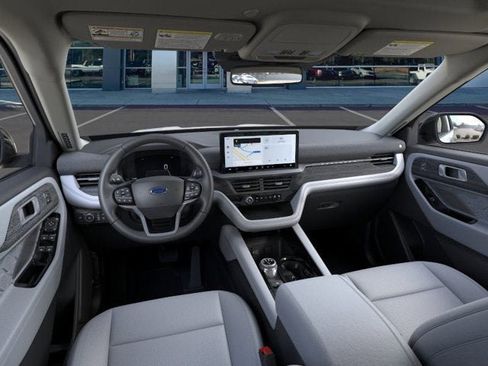 New 2026 Ford Explorer Platinum AWD/4WD image 9