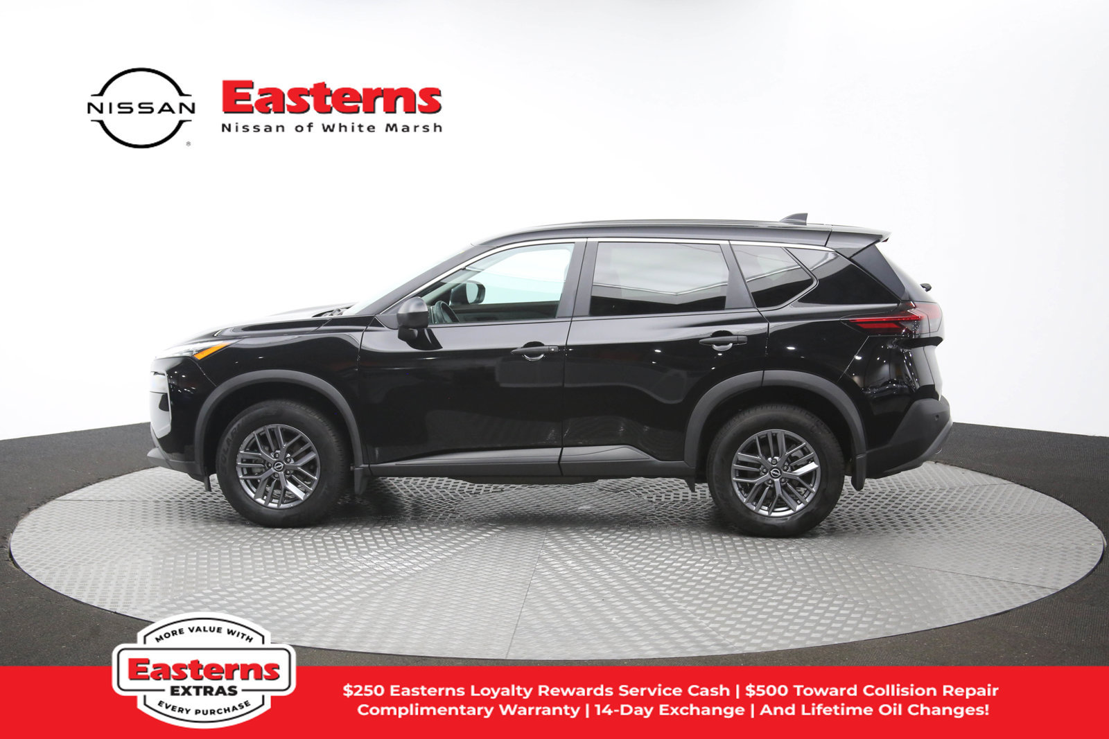 Used 2023 Nissan Rogue S AWD/4WD image 60