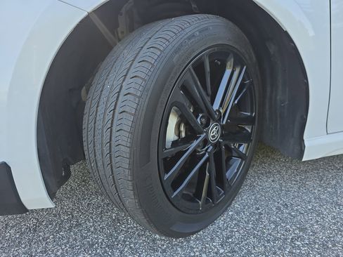 Used 2025 Toyota Camry SE w/ Convenience Package FWD image 32