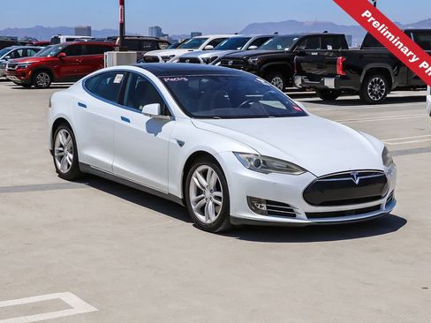 Used 2015 Tesla Model S AWD image 3